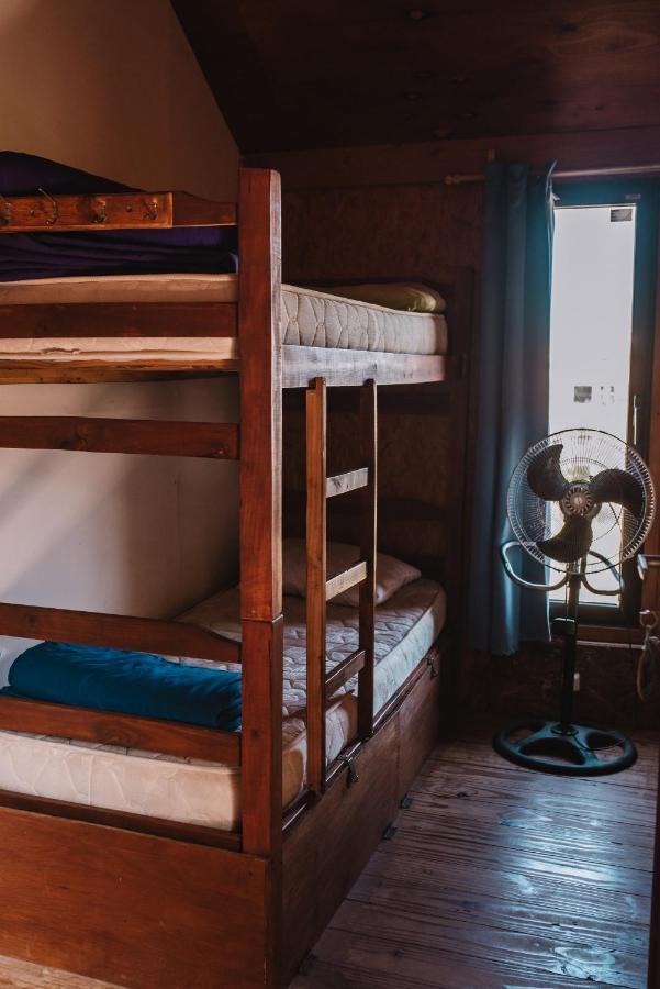 Mar De Fondo Hostel ปุนตาเดลดีอาโบล ภายนอก รูปภาพ